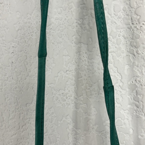 Free People X Cut and paste Los Angeles Embroidered Fringe Crossbody Leather - Picture 5 of 11